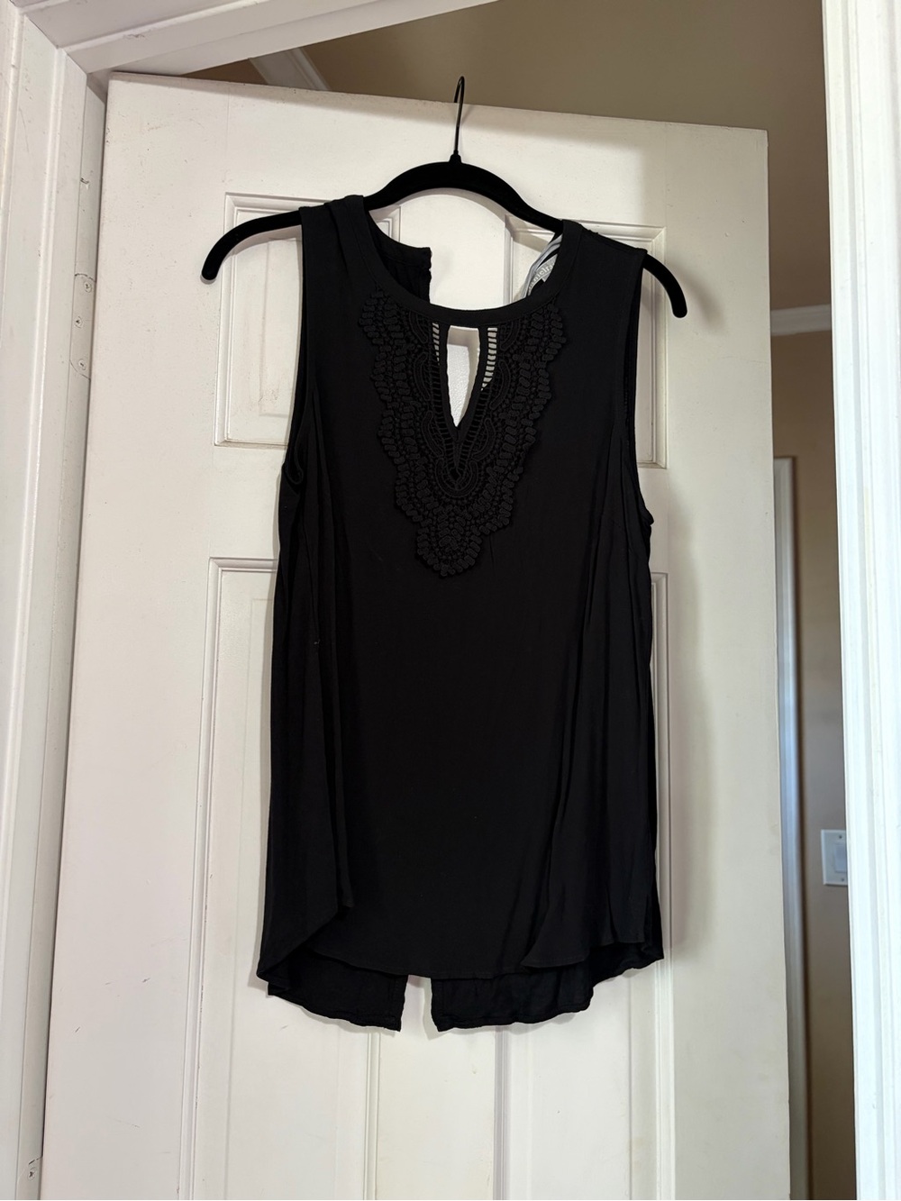 Daniel Rainn Black Sleeveless Tank with Crochet Neckline